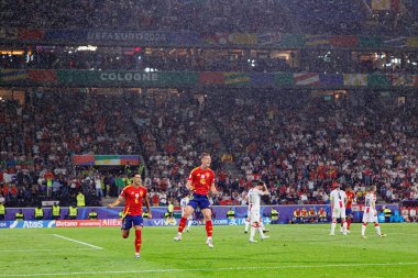  Dani Olmo, Almanya 'nın Köln kentinde oynanan RheinEnergieStadion' da İspanya ve Gürcistan milli takımları arasında oynanan 16 maçlık UEFA Euro 2024 maçında attığı golü kutlarken görüldü (Maciej Rogowski))