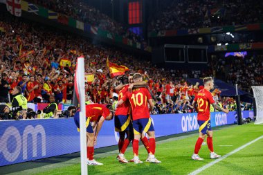 İspanya takımı, İspanya ve Gürcistan milli takımları arasında oynanan 16 maçlık UEFA Euro 2024 karşılaşmasında Almanya 'nın Köln kentinde düzenlenen RheinEnergieStadion, Köln (Maciej Rogowski)