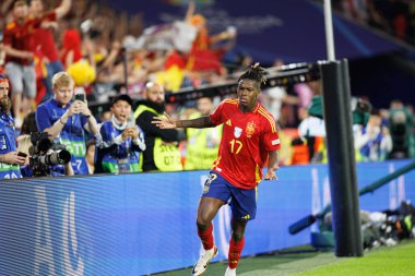 Nico Williams, İspanya ve Gürcistan milli takımları arasında oynanan UEFA Euro 2024 karşılaşmasında Almanya 'nın Köln kentinde düzenlenen RheinEnergieStadion' da kutlama yaparken görüldü (Maciej Rogowski)