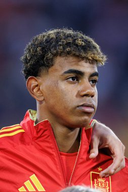 Lamine Yamal, İspanya ve Gürcistan milli takımları arasında oynanan UEFA Euro 2024 turu sırasında Almanya 'nın Köln kentinde görüldü (Maciej Rogowski)