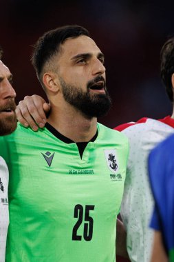 Giorgi Mamardashvili, İspanya ve Gürcistan milli takımları arasında Almanya 'nın Köln kentindeki RheinEnergieStadion' da oynanan 16 maçlık UEFA 2024 turu sırasında görüldü (Maciej Rogowski)