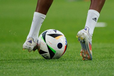 Lamine Yamal ve F50 Adidas ayakkabıları UEFA Euro 2024 turunda İspanya ve Gürcistan milli takımları arasında RheinEnergieStadion, Köln, Almanya (Maciej Rogowski)