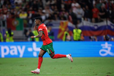 Nelson Semedo, Portekiz ve Slovenya milli takımları arasında Almanya 'nın Deutsche Bank Park kentinde oynanan 16 maçlık UEFA Euro 2024 raundunda görüldü (Maciej Rogowski)