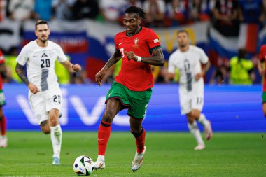 Rafael Leao, Portekiz ve Slovenya milli takımları arasında Almanya 'nın Deutsche Bank Park kentinde oynanan 16 maçlık UEFA Euro 2024 turunda görüldü (Maciej Rogowski)