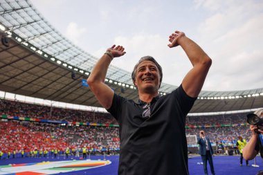 Murat Yakin, UEFA Euro 2024 karşılaşmasında İsviçre ve İtalya milli takımları arasında Olympiastadion, Berlin, Almanya 'da görüldü (Maciej Rogowski)