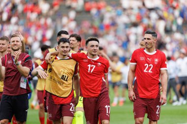 Fabian Rieder, Ruben Vargas, UEFA Euro 2024 turunda İsviçre ve İtalya milli takımları arasında Olympiastadion, Berlin, Almanya 'da görüldü (Maciej Rogowski))