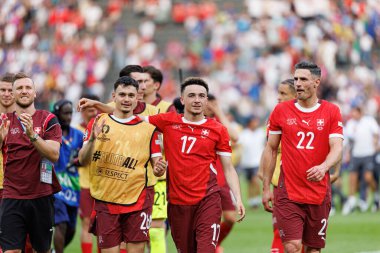 Fabian Rieder, Ruben Vargas, UEFA Euro 2024 turunda İsviçre ve İtalya milli takımları arasında Olympiastadion, Berlin, Almanya 'da görüldü (Maciej Rogowski))