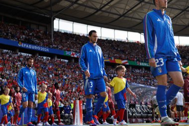 Matteo Darmian, İsviçre ve İtalya milli takımları arasında Almanya 'nın başkenti Berlin' de oynanan 16 maçlık UEFA Euro 2024 turunda görüldü (Maciej Rogowski))