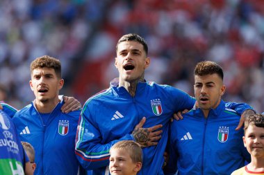 Giovanni Di Lorenzo, Gianluca Scamacca, Stephan El Shaarawy UEFA Euro 2024 turunda İsviçre ve İtalya milli takımları arasında Olympiastadion, Berlin, Almanya 'da görüldü (Maciej Rogowski))