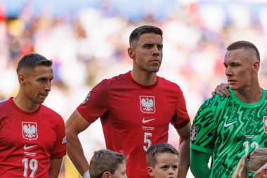 Przemyslaw Frankowski, Jan Bednarek, Lukasz Skorupski UEFA Euro 2024 maçında Fransa ve Polonya milli takımları arasında Signal Iduna Park, Dortmund, Almanya (Maciej Rogowski, Almanya))