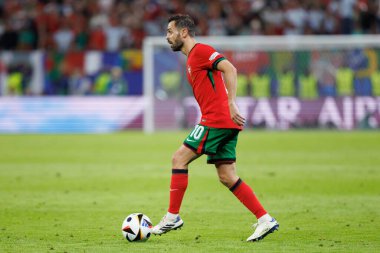 Bernardo Silva, UEFA Euro 2024 maçında Portekiz ve Fransa milli takımları arasında Almanya 'nın Hamburg kentindeki Volksparkstadyumda görüldü (Maciej Rogowski))