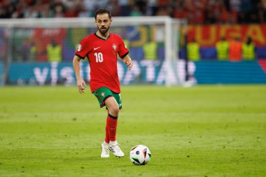 Bernardo Silva, UEFA Euro 2024 maçında Portekiz ve Fransa milli takımları arasında Almanya 'nın Hamburg kentindeki Volksparkstadyumda görüldü (Maciej Rogowski))