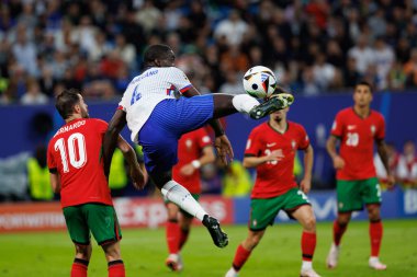 Dayot Upamecano, UEFA Euro 2024 maçında Portekiz ve Fransa milli takımları arasında Almanya 'nın Hamburg kentinde görüldü (Maciej Rogowski)