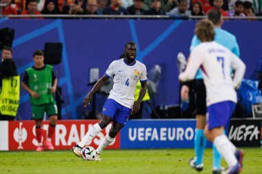 Dayot Upamecano, UEFA Euro 2024 maçında Portekiz ve Fransa milli takımları arasında Almanya 'nın Hamburg kentinde görüldü (Maciej Rogowski)