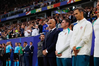 Roberto Martinez, UEFA Euro 2024 maçında Portekiz ve Fransa milli takımları arasında Almanya 'nın Hamburg kentindeki Volksparkstadyumda görüldü (Maciej Rogowski))
