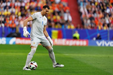 Florin Nita, Romanya ve Hollanda milli takımları arasında oynanan UEFA Euro 2024 turu sırasında Almanya 'nın Allianz Arena kentinde görüldü (Maciej Rogowski)