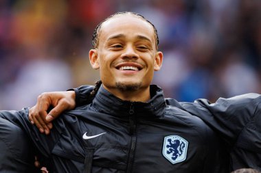 Xavi Simons, Romanya ve Hollanda milli takımları arasında Almanya 'nın Allianz Arena kentinde oynanan 16 maçlık UEFA Euro 2024 raundunda görüldü (Maciej Rogowski)