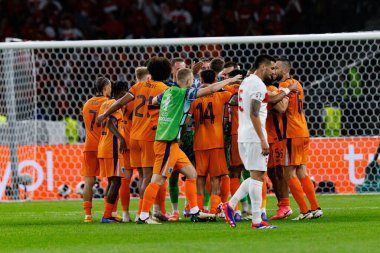 Hollanda 'nın oyuncuları, Hollanda ve Türkiye milli takımları arasında oynanan UEFA Euro 2024 çeyrek final maçında Berlin Olympiastadion' da (Maciej Rogowski)
