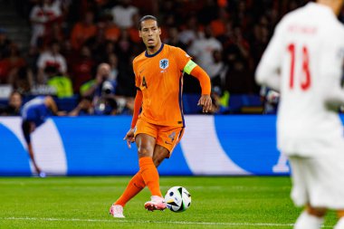 Virgil Van Dijk, UEFA Euro 2024 çeyrek final maçında Hollanda ve Türkiye milli takımları arasında Berlin Olympiastadion 'da görüldü (Maciej Rogowski)