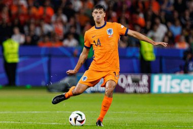 Tijjani Reijnders, UEFA Euro 2024 çeyrek final maçında Hollanda ve Türkiye milli takımları arasında Berlin Olimpiyat Stadyumu 'nda görüldü (Maciej Rogowski))