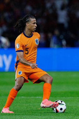 Nathan Ake, Hollanda ve Türkiye milli takımları arasında Berlin Olympiastadion 'da oynanan UEFA Euro 2024 çeyrek final maçında görüldü (Maciej Rogowski)