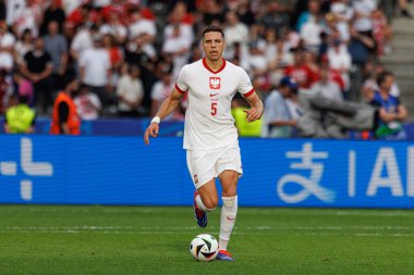 Jan Bednarek UEFA Euro 2024 maçı sırasında Polonya ve Avusturya milli takımları arasında Olympiastadion, Berlin, Almanya 'da (Maciej Rogowski)
