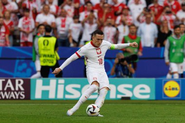 Piotr Zielinski UEFA Euro 2024 maçında Polonya ve Avusturya milli takımları arasında Olympiastadion, Berlin, Almanya (Maciej Rogowski))