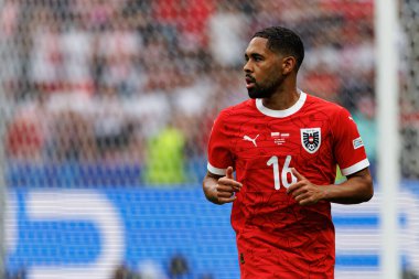 Philipp Mwene UEFA Euro 2024 maçında Polonya ve Avusturya milli takımları arasında Olympiastadion, Berlin, Almanya 'da oynanan maçta (Maciej Rogowski)