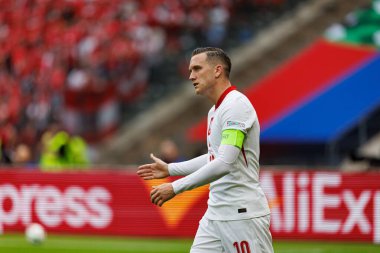 Piotr Zielinski UEFA Euro 2024 maçında Polonya ve Avusturya milli takımları arasında Olympiastadion, Berlin, Almanya (Maciej Rogowski))