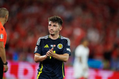 Köln, Almanya - 06 19 2024: Billy Gilmour UEFA Euro 2024 'te İskoçya ve İsviçre milli takımları arasında Rheinenergiestadion' da görüldü 