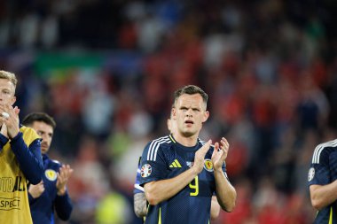 Köln, Almanya - 06 19 2024: Lawrence Shankland UEFA Euro 2024 maçında Rheinenergiestadion 'da İskoçya ve İsviçre milli takımları arasında görüldü 