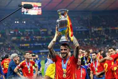 Joselu, İspanya ve İngiltere milli takımları arasında Olimpiyat Stadyumu, Berlin, Almanya 'da oynanan UEFA Euro 2024 final maçını kazandıktan sonra kutlama yaparken görüldü (Maciej Rogowski))