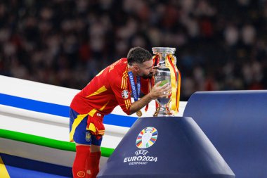 Dani Carvajal, UEFA Euro 2024 final maçında İspanya ve İngiltere milli takımları arasında Olympiastadium, Berlin, Almanya 'da görüldü (Maciej Rogowski)