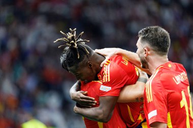 Alvaro Morata, Nico Williams, UEFA Euro 2024 final maçında İspanya ve İngiltere milli takımları arasında Berlin Olimpiyat Stadyumu 'nda gol attıktan sonra kutlama yaparken görüldü (Maciej Rogowski))