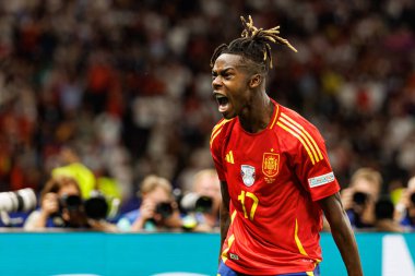 Nico Williams, İspanya ve İngiltere milli takımları arasında Almanya 'nın başkenti Berlin' de oynanan 2024 UEFA Euro 2024 final maçında gol attıktan sonra kutlama yaparken görüldü. (Maciej Rogowski))