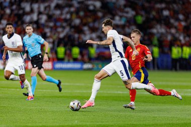 John Stones UEFA Euro 2024 final maçında İspanya ve İngiltere milli takımları arasında Berlin, Almanya 'da Olimpiyat Stadyumu' nda görüldü (Maciej Rogowski)