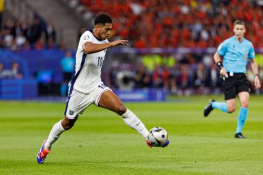 Jude Bellingham, UEFA Euro 2024 final maçında İspanya ve İngiltere milli takımları arasında Olympiastadium, Berlin, Almanya 'da görüldü (Maciej Rogowski)