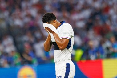 Jude Bellingham, UEFA Euro 2024 final maçında İspanya ve İngiltere milli takımları arasında Olympiastadium, Berlin, Almanya 'da görüldü (Maciej Rogowski)