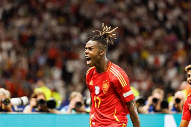 Nico Williams, İspanya ve İngiltere milli takımları arasında Almanya 'nın başkenti Berlin' de oynanan 2024 UEFA Euro 2024 final maçında gol attıktan sonra kutlama yaparken görüldü. (Maciej Rogowski))