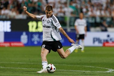 Marc Gual, PKO BP Ekstraklasa maçı sırasında Stadion Miejski Legii Warszawa, Polonya 'daki Legia Warszawa ve Zaglebie Lubin takımları arasında oynanmıştır (Maciej Rogowski))