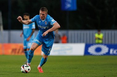 John Lundstram Avrupa Ligi ikinci tur eleme maçında MFK Ruzomberok ve Trabzonspor takımları arasında Stadyum MFK Ruzomberok, Slovakya 'da (Maciej Rogowski)