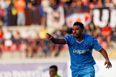 Mahmoud Trezeguet, Avrupa Ligi ikinci tur eleme maçında Slovakya 'nın Stadyum MFK Ruzomberok kentinde MFK Ruzomberok ve Trabzonspor takımları arasında attığı golü kutluyor (Maciej Rogowski))