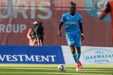 Batista Mendy Avrupa Ligi ikinci tur eleme maçı sırasında MFK Ruzomberok ve Trabzonspor takımları arasında Stadyum MFK Ruzomberok, Slovakya 'da (Maciej Rogowski)