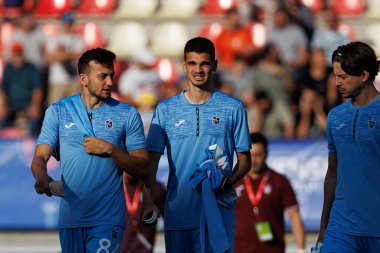 Avrupa Ligi ikinci tur eleme maçlarında Ali Şahin Yılmaz, Salih Malkocoğlu, Enis Destan MFK Ruzomberok ve Trabzonspor takımları arasında Stadyum MFK Ruzomberok, Slovakya (Maciej Rogowski))