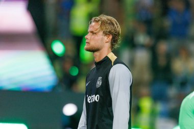 Portekiz 'in Estadio Municipal de Aveiro kentinde bulunan Sporting CP ve FC Porto takımları arasında oynanan Supertaca Candido de Oliveira 2024 maçı sırasında Morten Hjulmand (Maciej Rogowski)