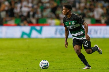 Cin Catamo Supertaca Candido de Oliveira 2024 maçında Estadio Municipal de Aveiro, Portekiz 'deki Sporting CP ve FC Porto takımları arasında (Maciej Rogowski)