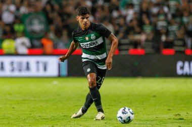 Mateus Fernandes Supertaca Candido de Oliveira 2024 maçında Estadio Municipal de Aveiro, Portekiz 'deki Sporting CP ve FC Porto takımları arasında oynadı (Maciej Rogowski)