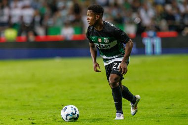 Cin Catamo Supertaca Candido de Oliveira 2024 maçında Estadio Municipal de Aveiro, Portekiz 'deki Sporting CP ve FC Porto takımları arasında (Maciej Rogowski)
