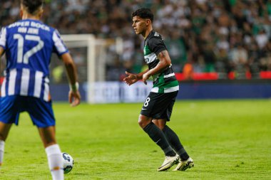 Mateus Fernandes Supertaca Candido de Oliveira 2024 maçında Estadio Municipal de Aveiro, Portekiz 'deki Sporting CP ve FC Porto takımları arasında oynadı (Maciej Rogowski)