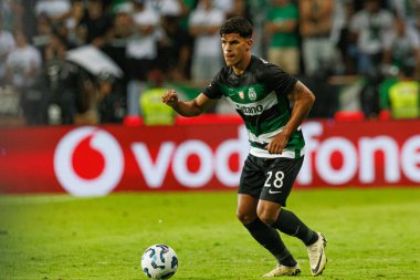 Mateus Fernandes Supertaca Candido de Oliveira 2024 maçında Estadio Municipal de Aveiro, Portekiz 'deki Sporting CP ve FC Porto takımları arasında oynadı (Maciej Rogowski)